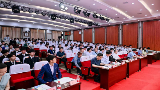 陕铁集团举办科技创新培训观摩